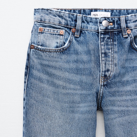 Zara Denim - NWT ZARA STRAIGHT LEG JEANS